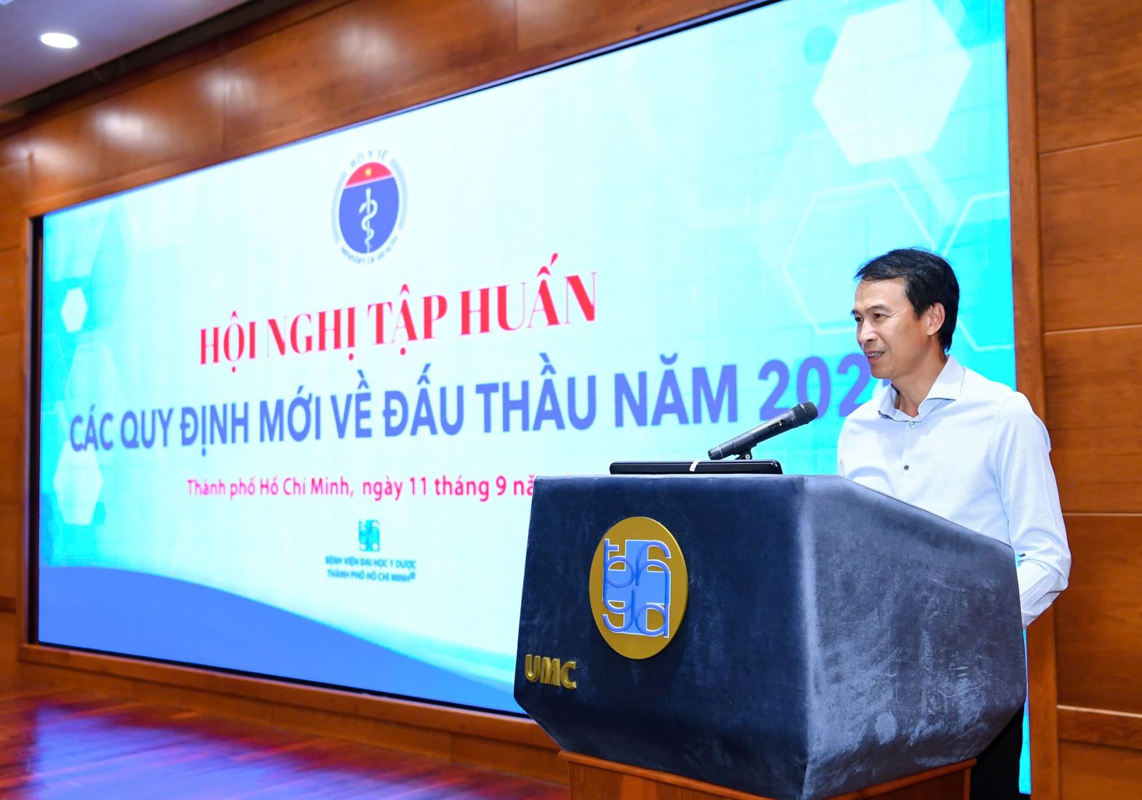 TS_ Nguyễn Tường Sơn - Vụ trưởng Vụ Kế hoạch - Tài chính, Bộ Y tế phát biểu khai mạc.jpg